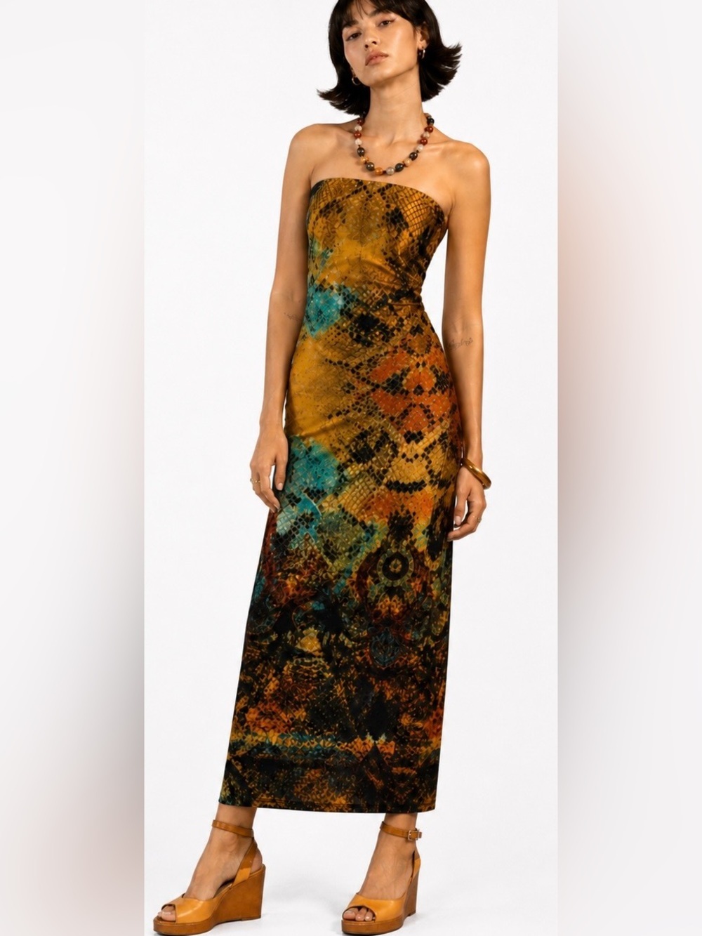 Snap Y2K strapless tube dress in snakeskin print.  Stretch synthetic- 2-4